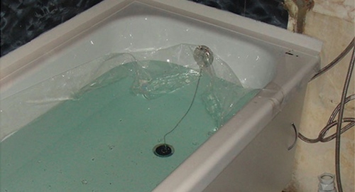 Установкой акрилового вкладыша | Урень